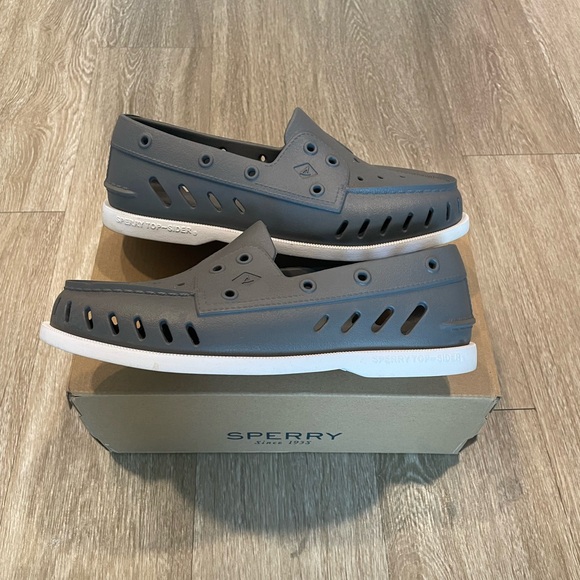 Sperry Top-Sider “Float” Slip Ons - Picture 2 of 8